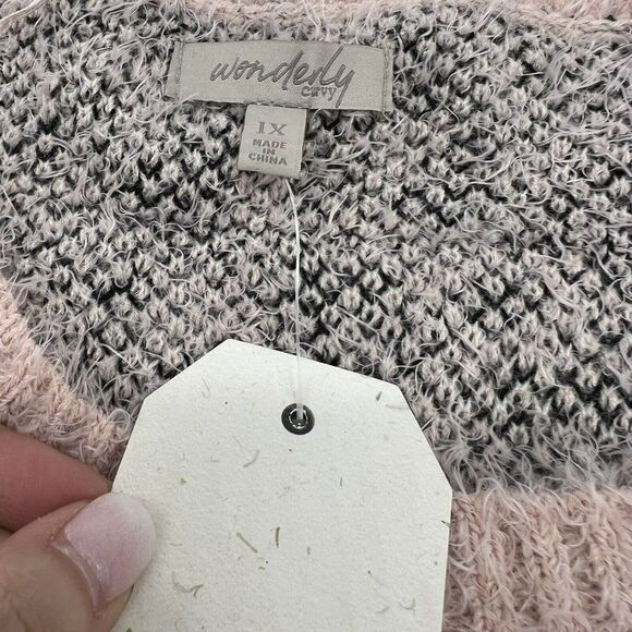 Wonderly Women's Fuzzy Pink Animal Print Sweater Long Sleeve Size 1X - Picture 3 of 5